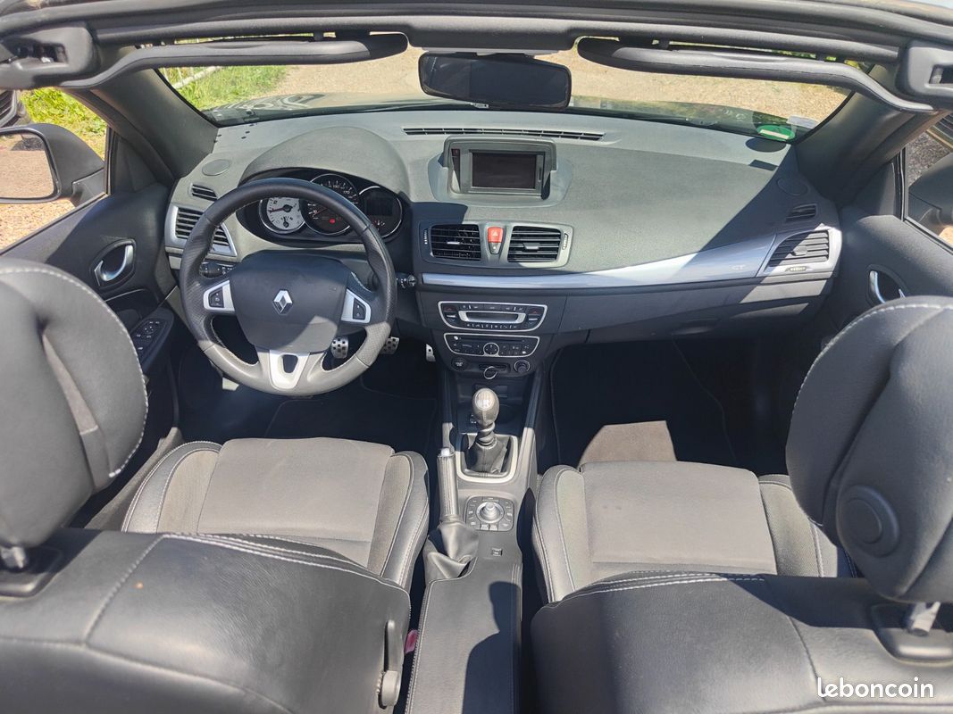 Renault MÉGANE III CC 2.0 dCi 160 ch GT * REVISEE * GARANTIE (image 6)