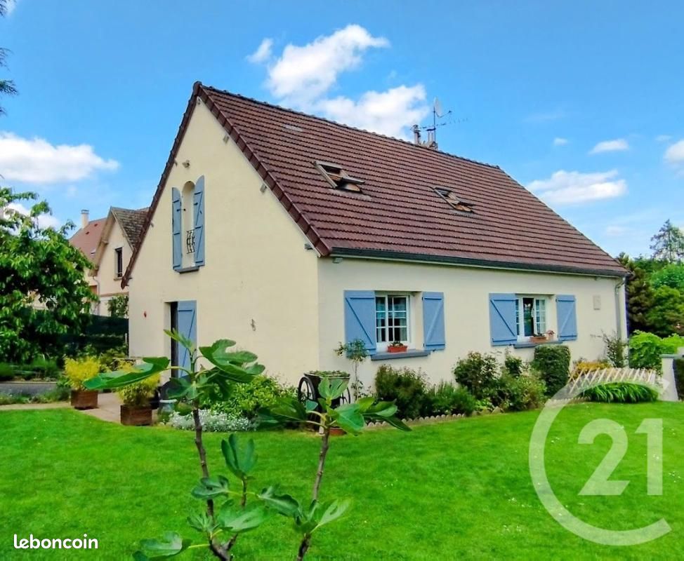 Maison 5 pièces 120 m² · à Sainte-Geneviève · 120 m² · 358 000 €