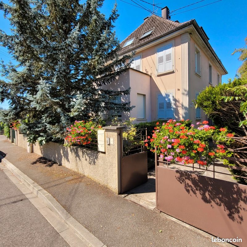 Appartement 3 pièces 82 m² · à Ostwald · 82 m² · 1 060 €