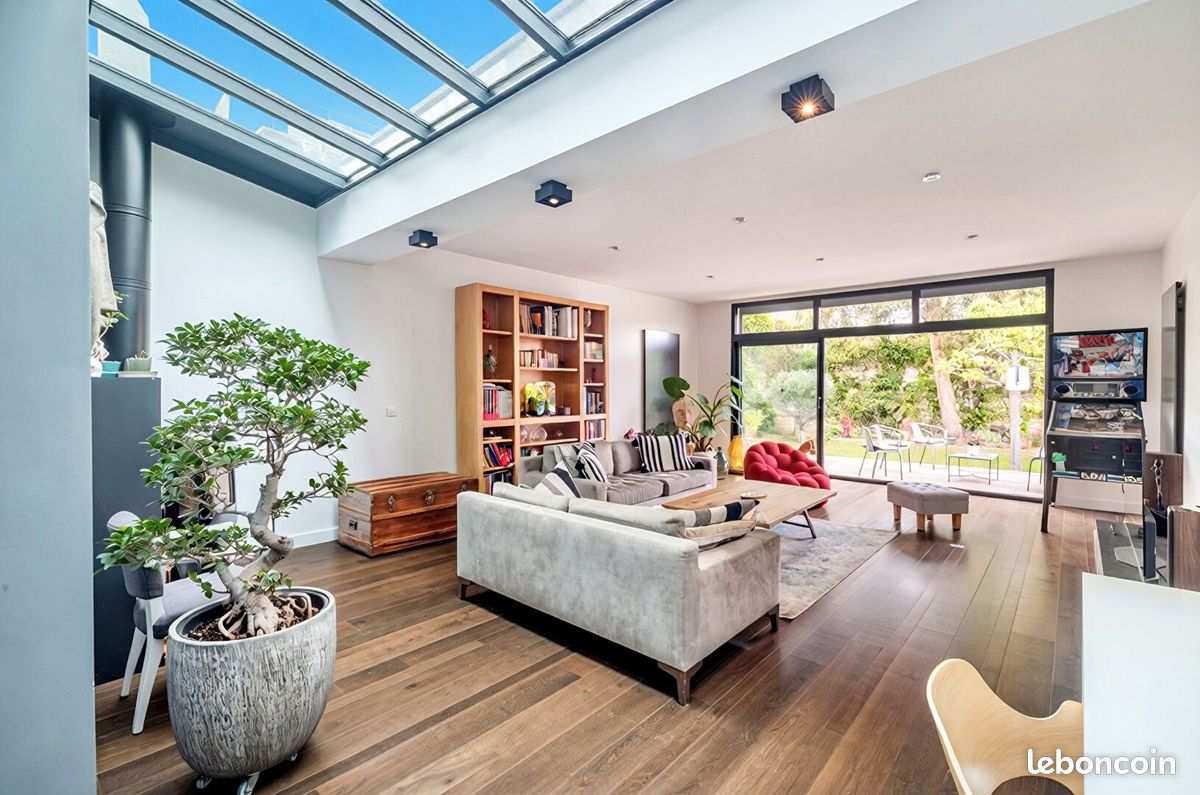 Maison 6 pièces 136 m² · à Nanterre · 136 m² · 850 000 €