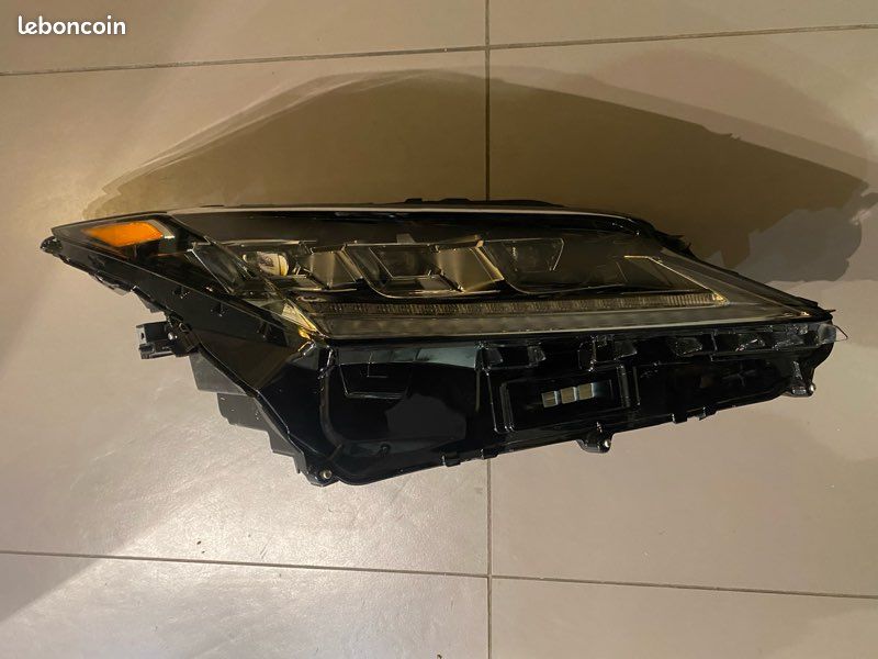 Phare AV droit Lexus RX 450h (image 1)