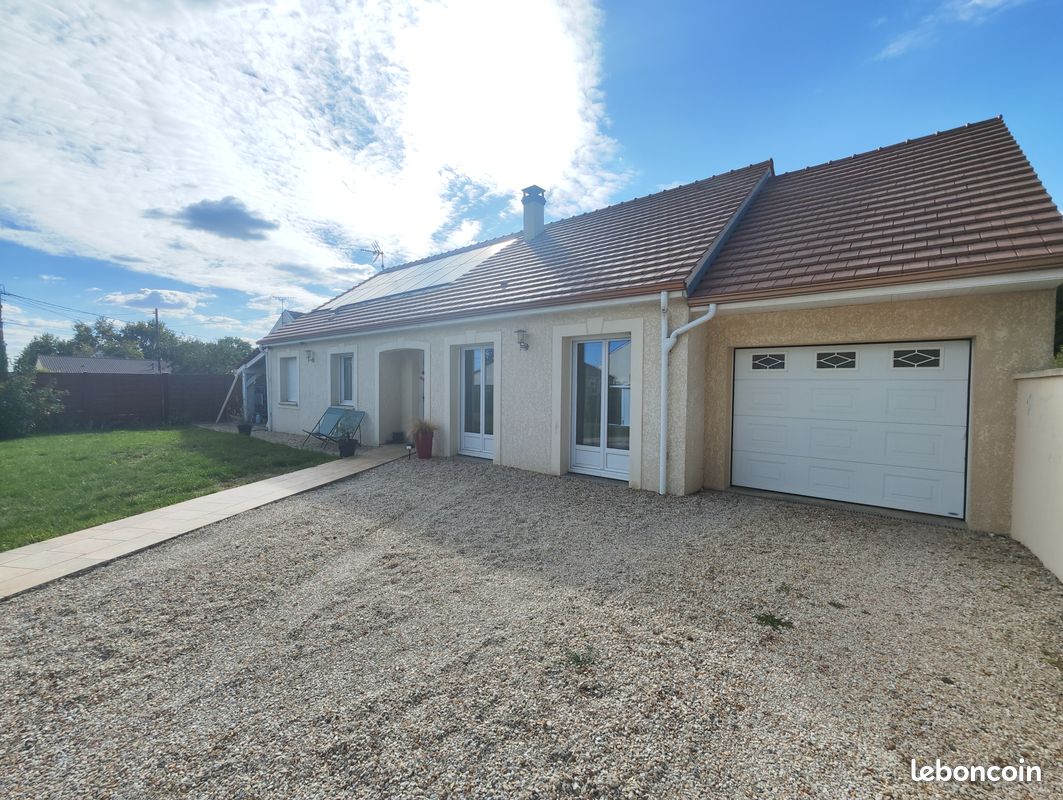 Maison 7 pièces 132 m² · à Pamfou · 132,2 m² · 349 000 €