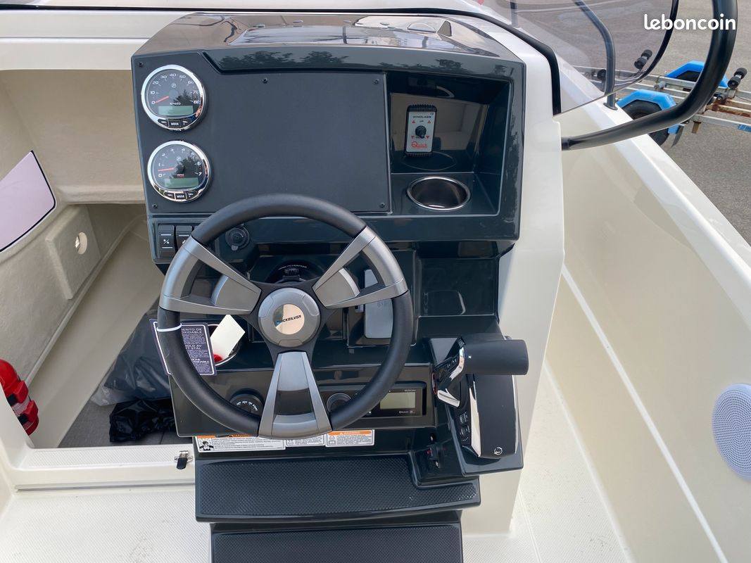 Quicksilver ACTIV 705 OPEN (Package neuf) - Moteur Mercury 225 cv - prêt à naviguer (image 3)