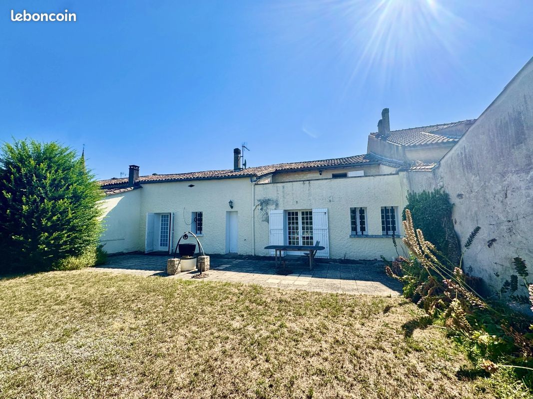 Maison 7 pièces 160 m² · à Saussignac · 160 m² · 245 000 €