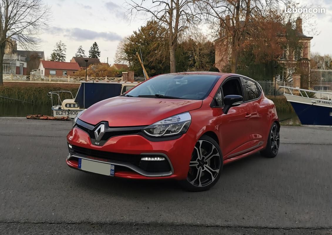 Renault Clio IV RS TROPHY 220 N°1066 FULL (image 1)