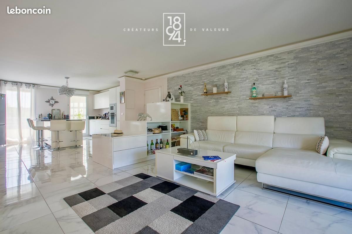 Appartement 3 pièces 99 m² · à Marseille · 99 m² · 614 640 €