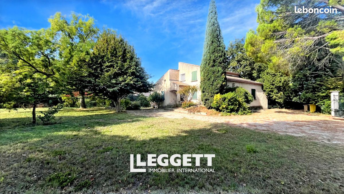 Maison 9 pièces 205 m² · à Vedène · 205 m² · 624 000 €
