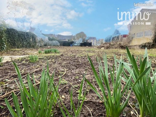 Terrain 933 m² Blois
