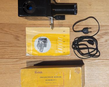 Projecteur De Diapositives Kodak MODEL 5 KODASLIDE 35 Mm – Années 60 – Bon état (sans Cordon)