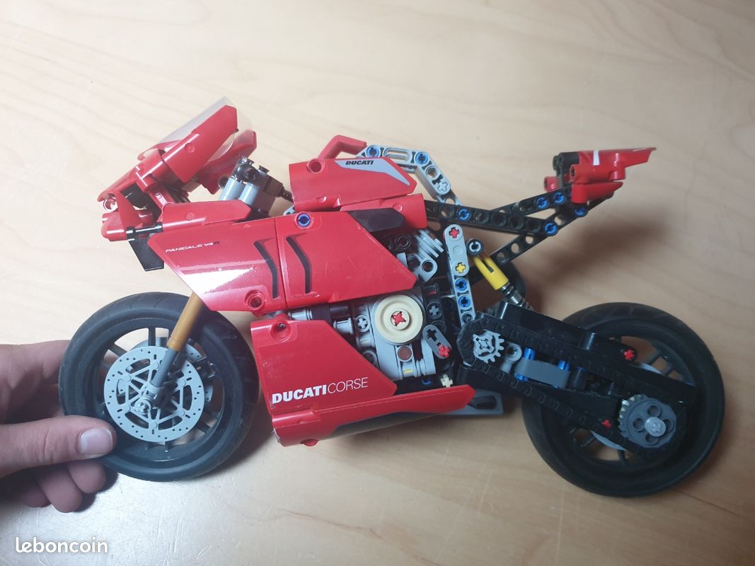 Lego technic ducati panigale (image 2)