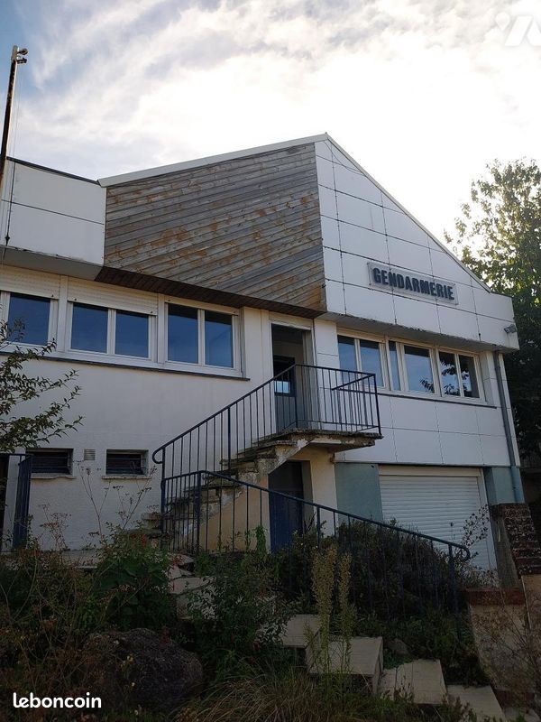 Immeuble 171 m² · à Aubigny-en-Artois · 171 m² · 156 000 €