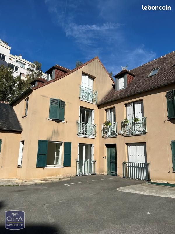 Appartement 2 pièces 43 m² · à Arpajon · 43 m² · 110 000 €