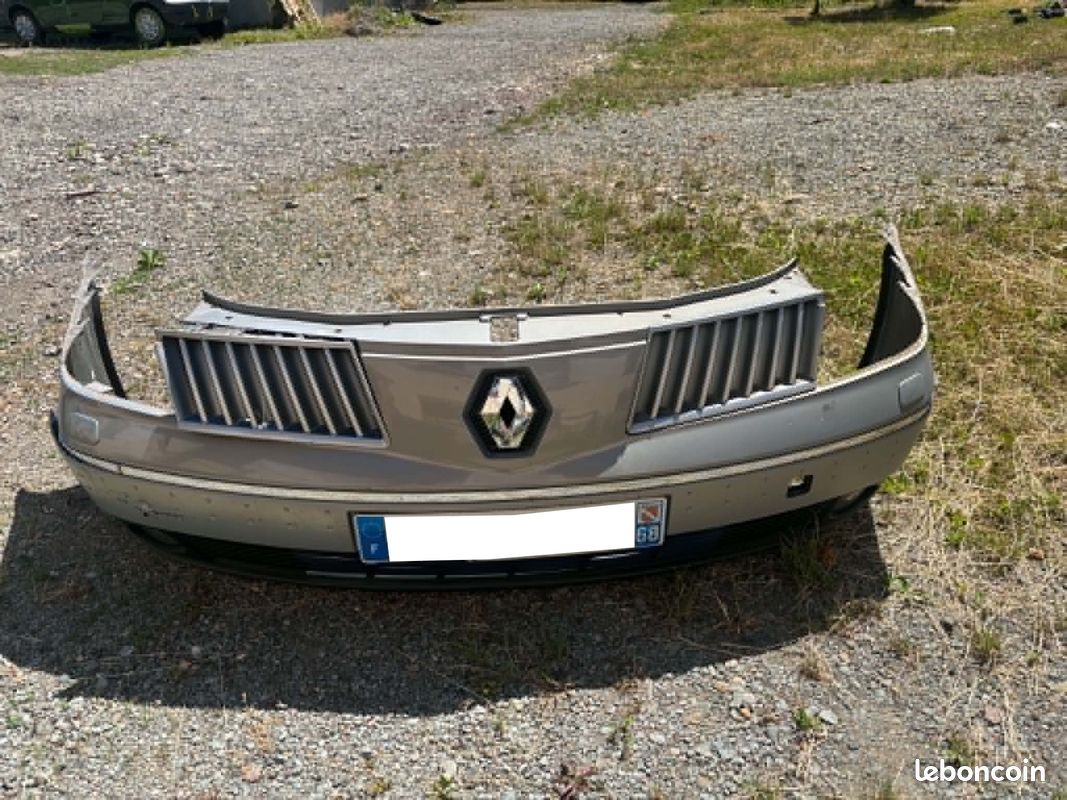 Pare choc avant Renault Velsatis (image 1)