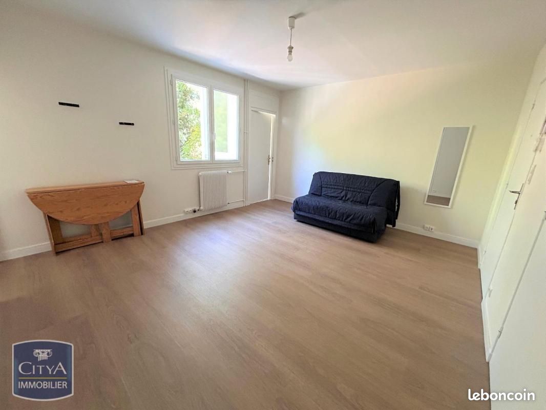Appartement 1 pièce 25 m² · à Clermont-Ferrand · 25 m² · 500 €