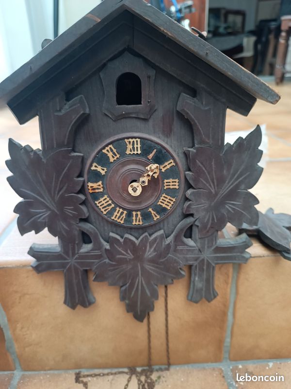 Horloge à coucou ancienne COMPLÈTE – Double Horloge à coucou ancienne Forêt-Noire – Double sifflet rare – Mécanisme complet (1880-1930) – À restaurer (image 1)