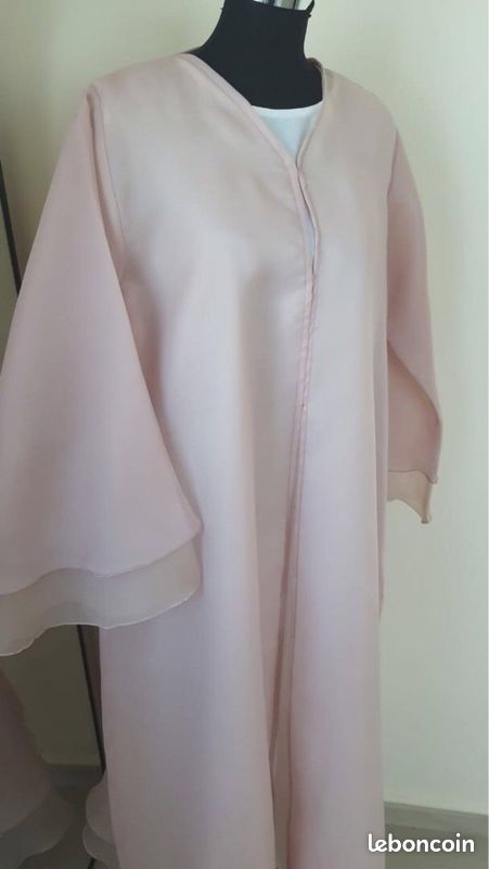 Abaya faites sur mesure à Dubaï (image 3)
