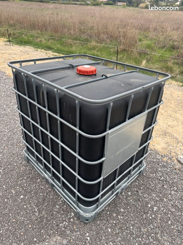 Cuve à eau 1000L IBC noire marque schutz (image 2)