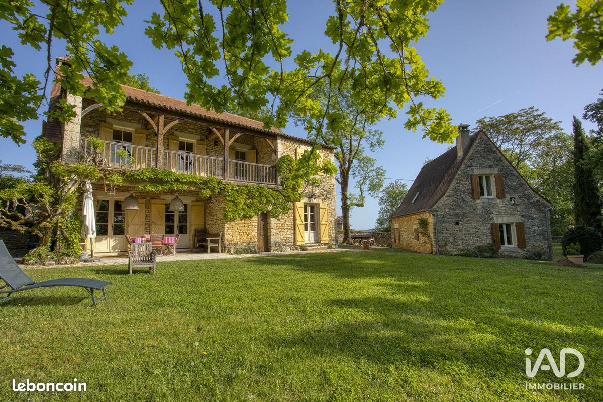 Maison 7 pièces 210 m² · à Daglan · 210 m² · 575 000 €
