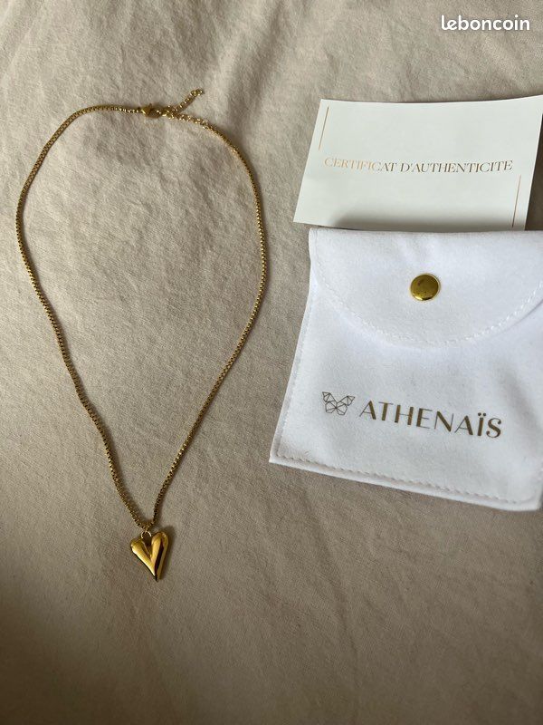 Collier coeur (image 1)