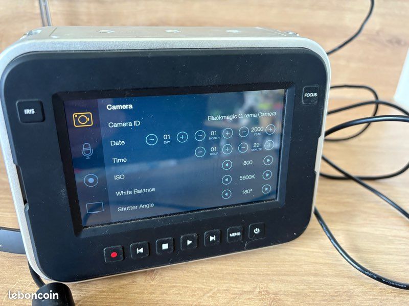Kit cinéma Blackmagic BMCC 2.5K EF complet + 3 objectifs + rig + Pelicase (image 9)
