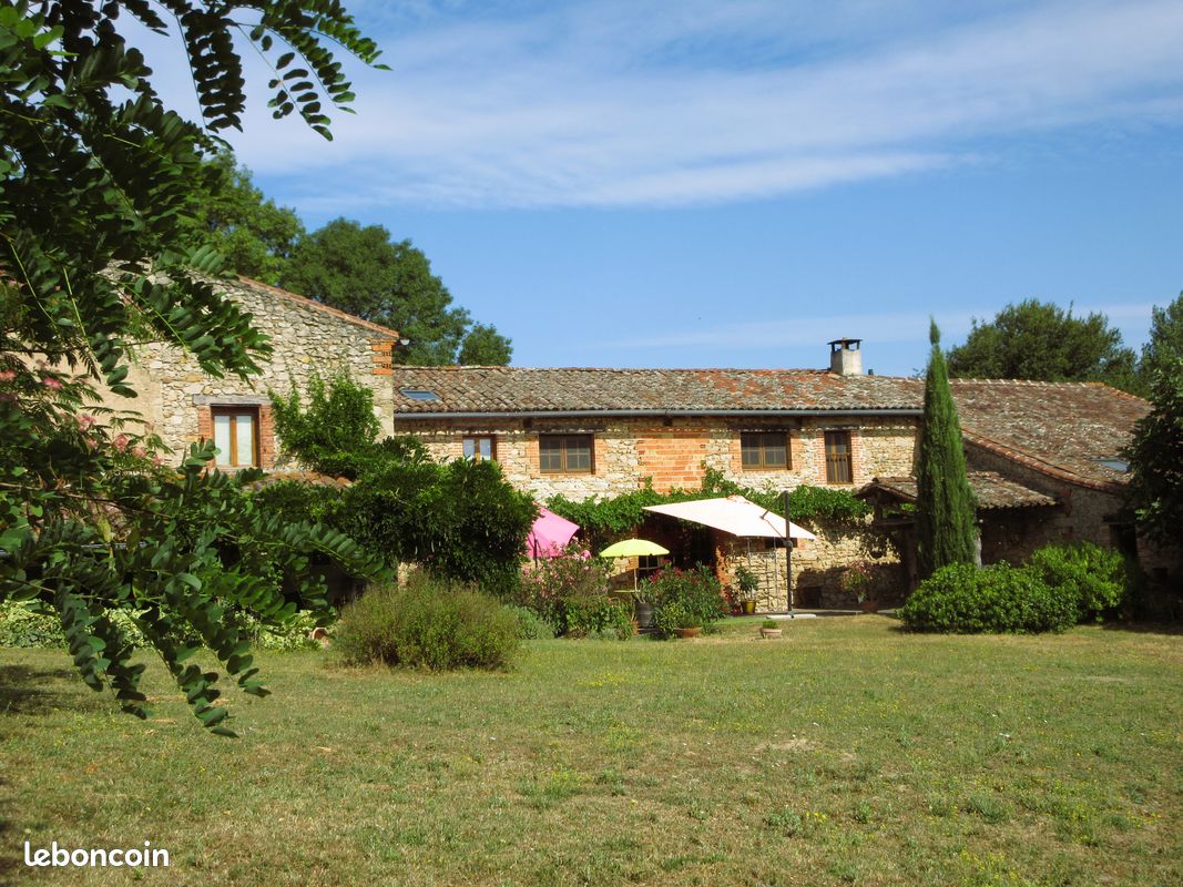 Maison 11 pièces 370 m² · à Lautrec · 370 m² · 398 000 €