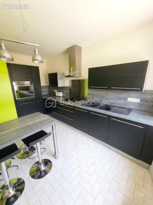 Appartement 5 pièces 135 m² · à Langogne · 135 m² · 209 400 €