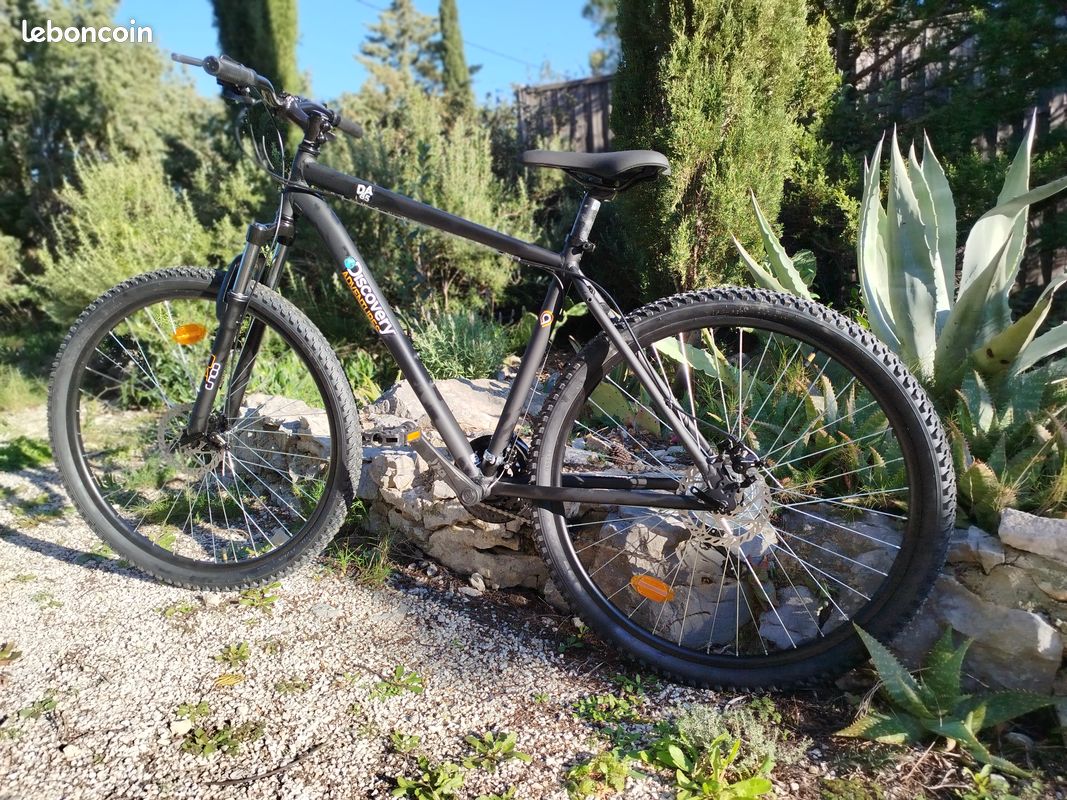 VTT 29 noir homme discovery adventures cadre alu double