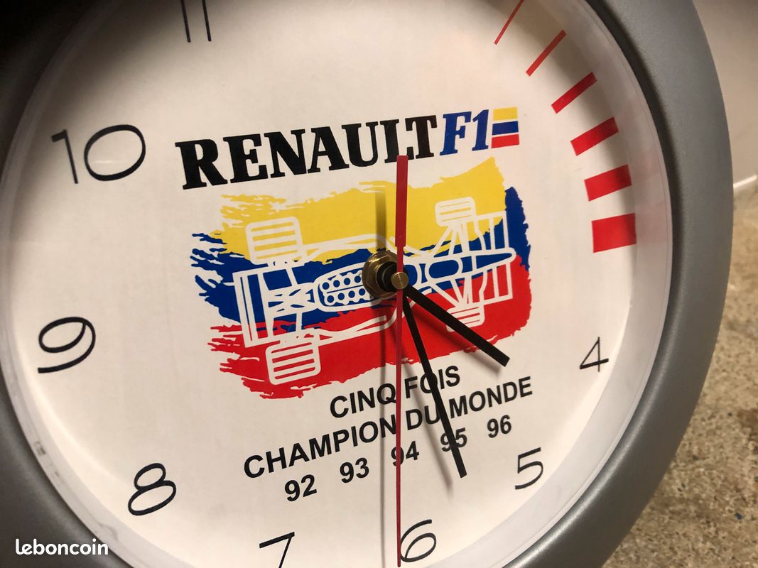 Horloge pendule vintage ancienne renault champion du monde (image 2)