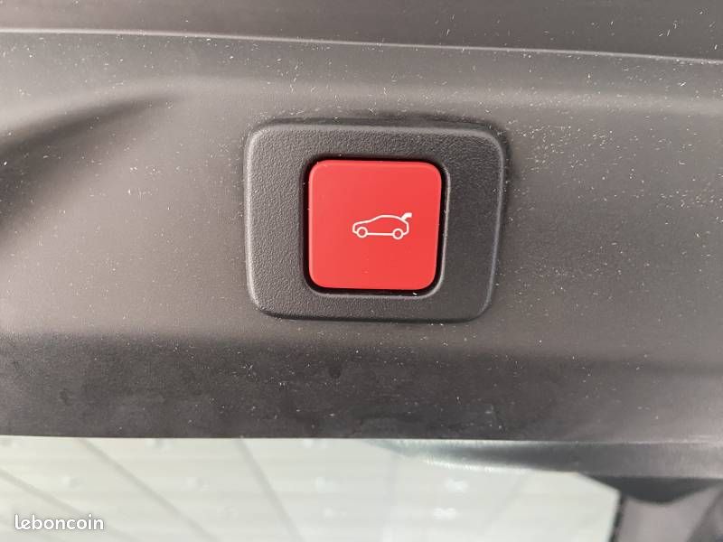 Peugeot 3008 Hybrid 145 e-DCS6 GT (image 5)