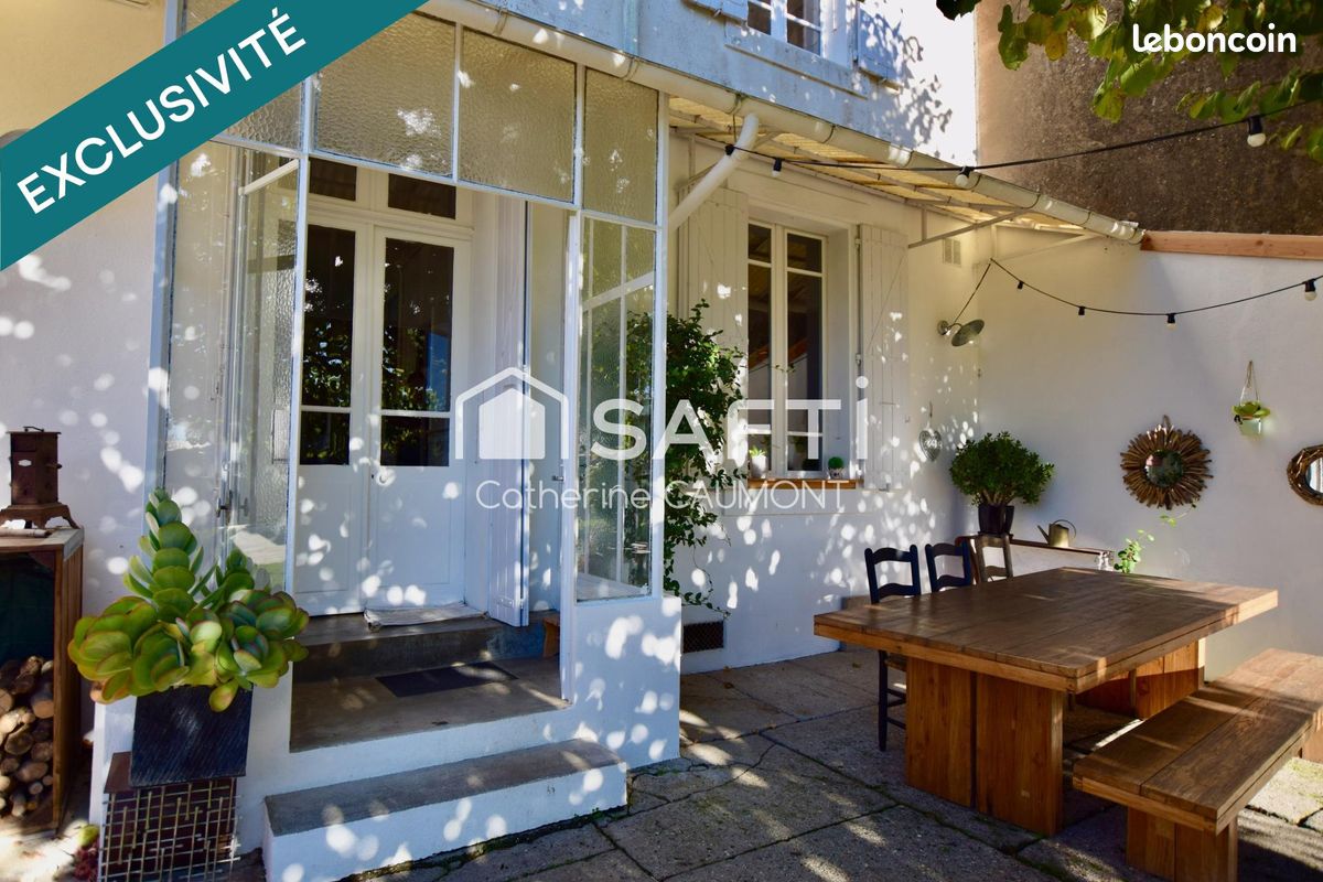 Maison 6 pièces 199 m² · à Castres · 199 m² · 470 000 €