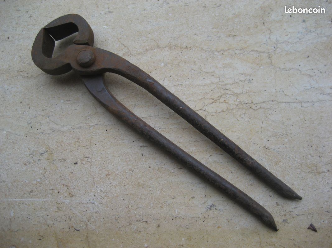 Tenaille ancienne (image 2)