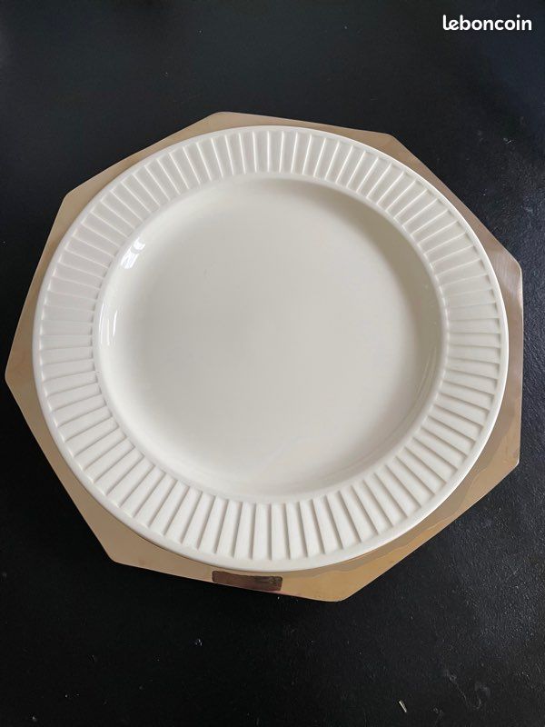 Dessous d’assiette ou plat en laiton (image 2)