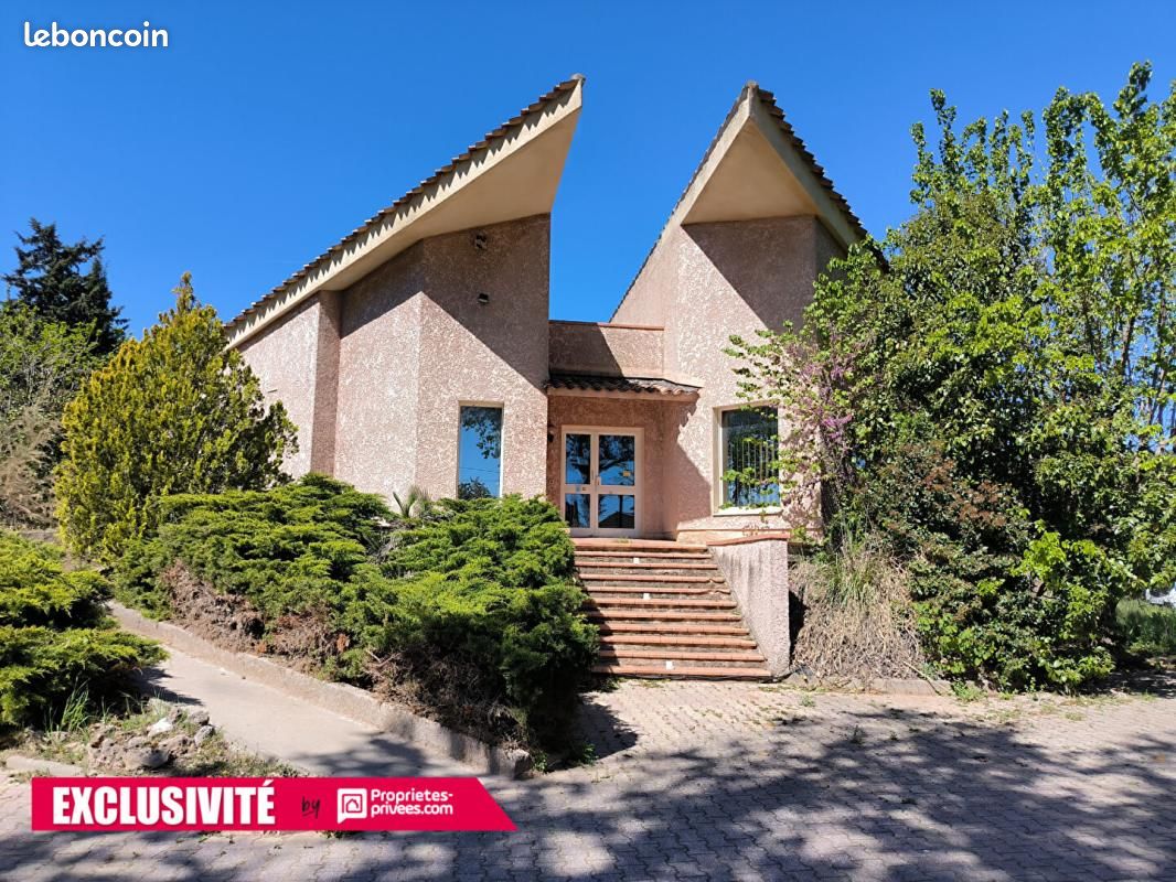 Maison 7 pièces 291 m² · à Besse-sur-Issole · 291 m² · 490 000 €