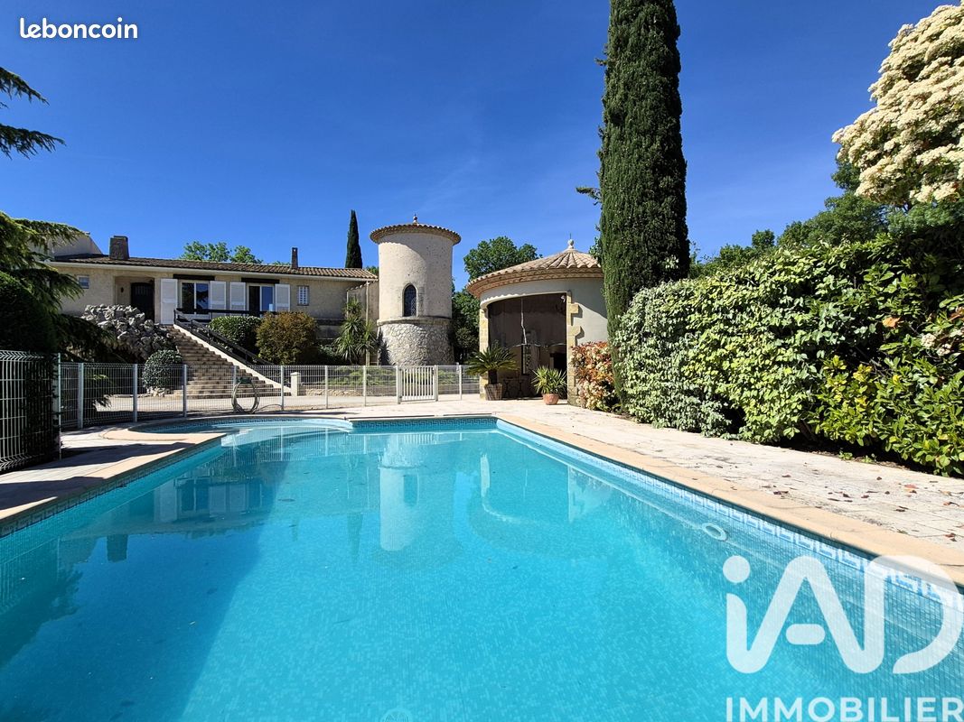 Maison 6 pièces 154 m² (image 1)