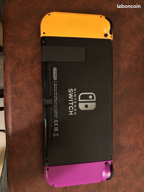 Vends Switch avec 9 jeux (image 2)