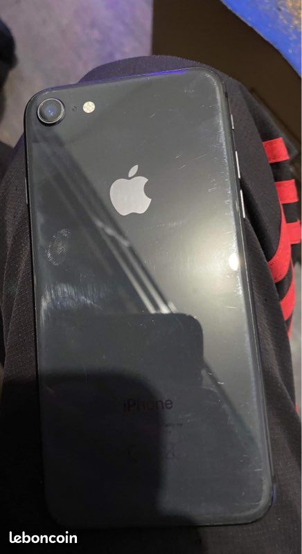 IPhone 8 (image 2)