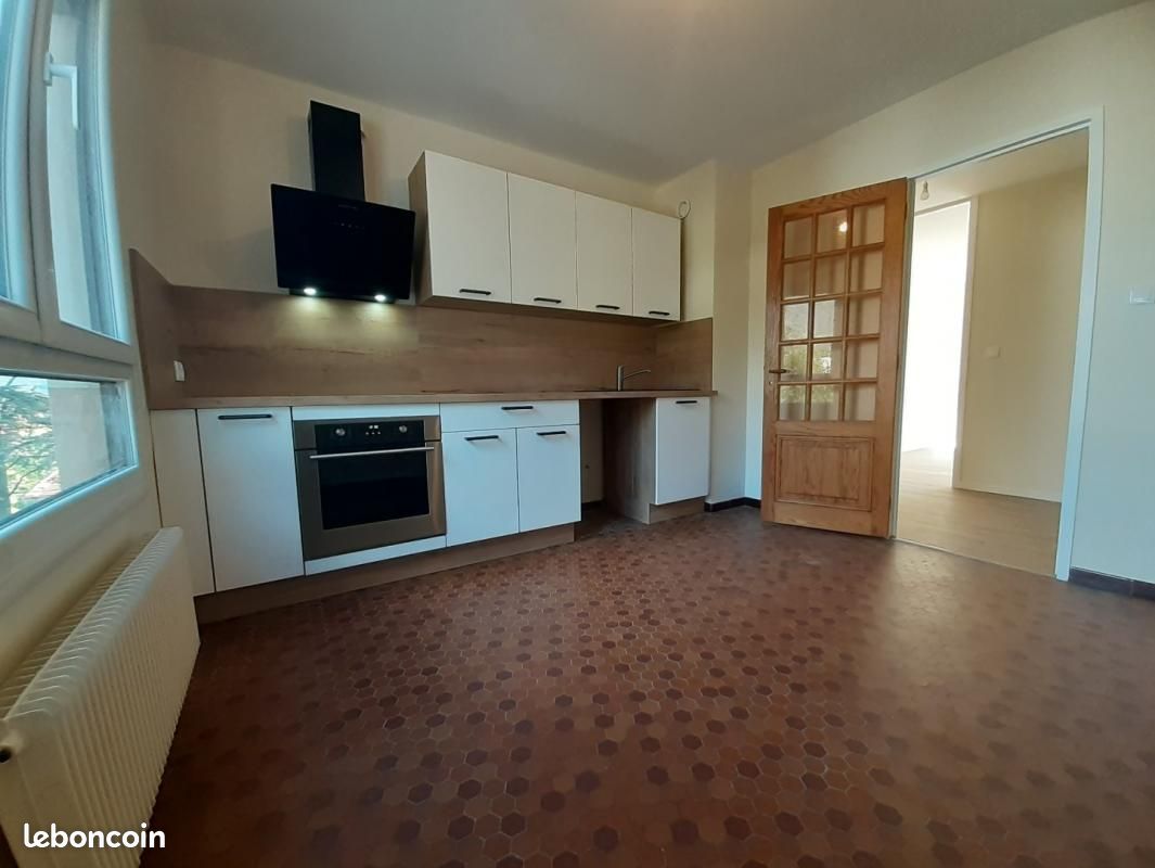 Appartement 3 pièces 66 m² · à Sassenage · 66 m² · 825 €/mois