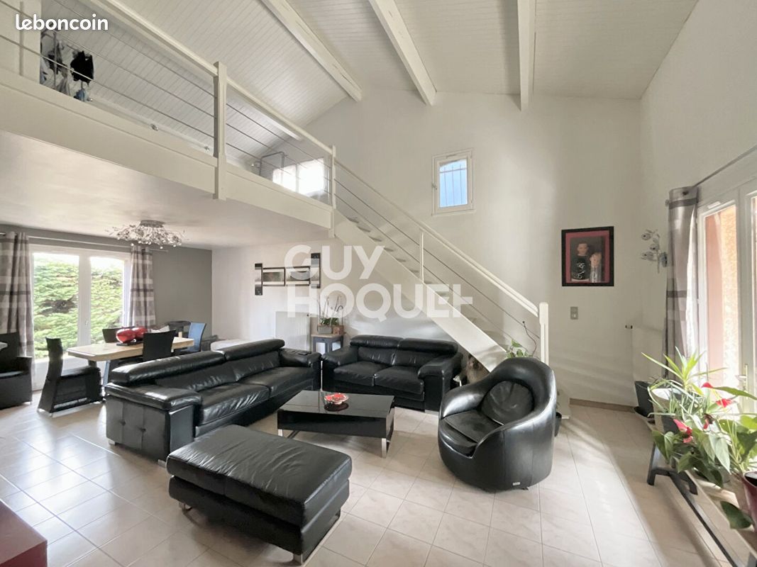 Maison 6 pièces 138 m² · à Villeneuve-Tolosane · 138 m² · 398 000 €