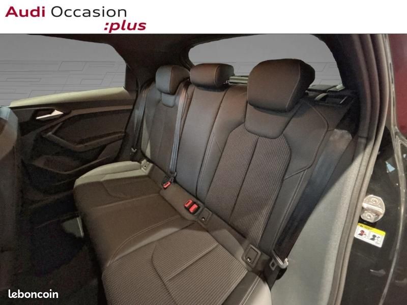 Audi A1 Sportback 30 TFSI 116ch S line S tronic 7 (image 11)