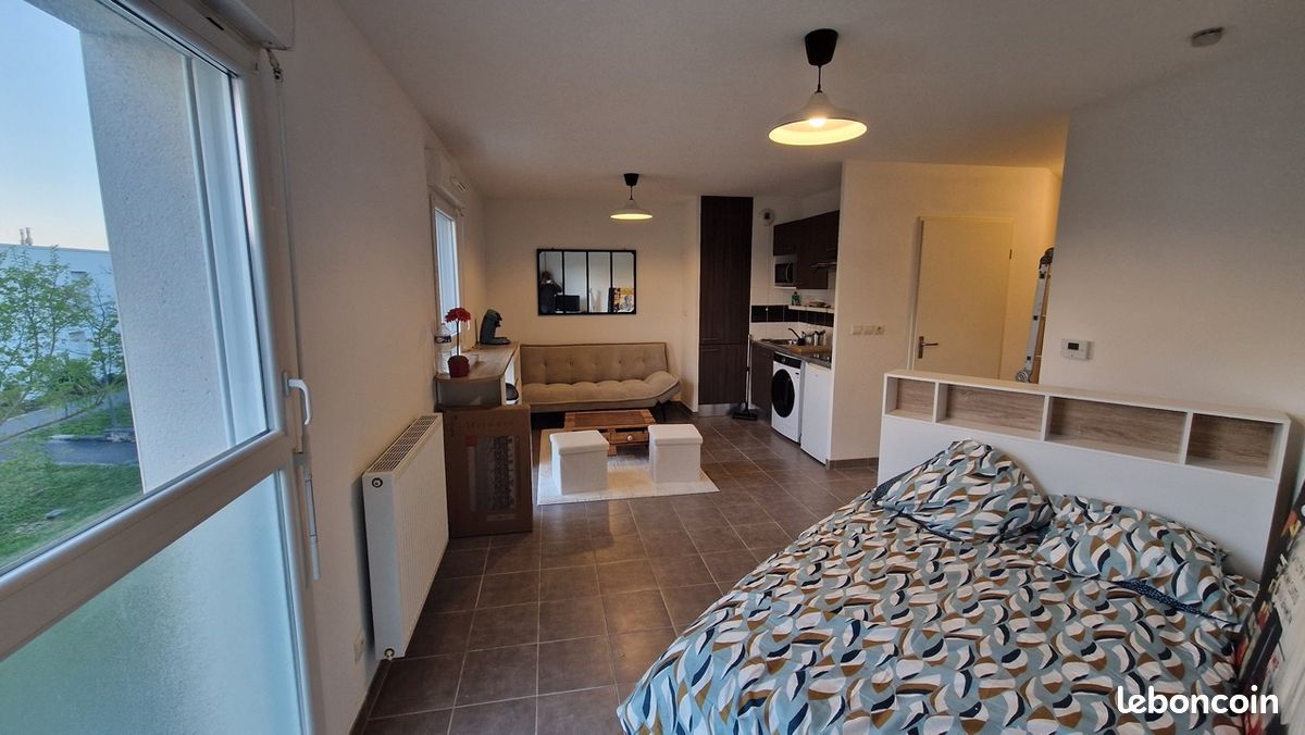 Appartement 1 pièce 33 m² · à Périgny · 33 m² · 650 €