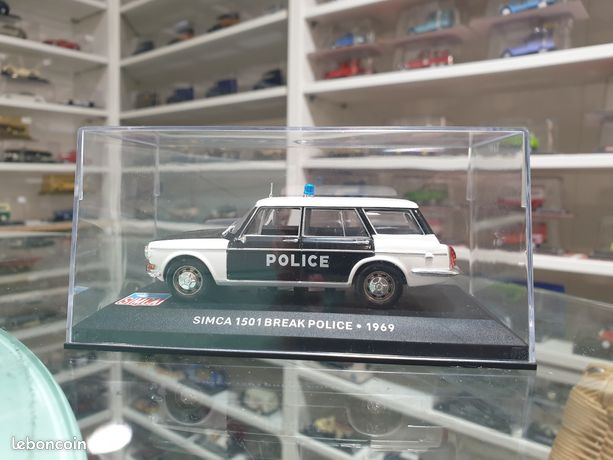 Photo 51 - simca 1500 police - Les voitures de police et de gendarmerie