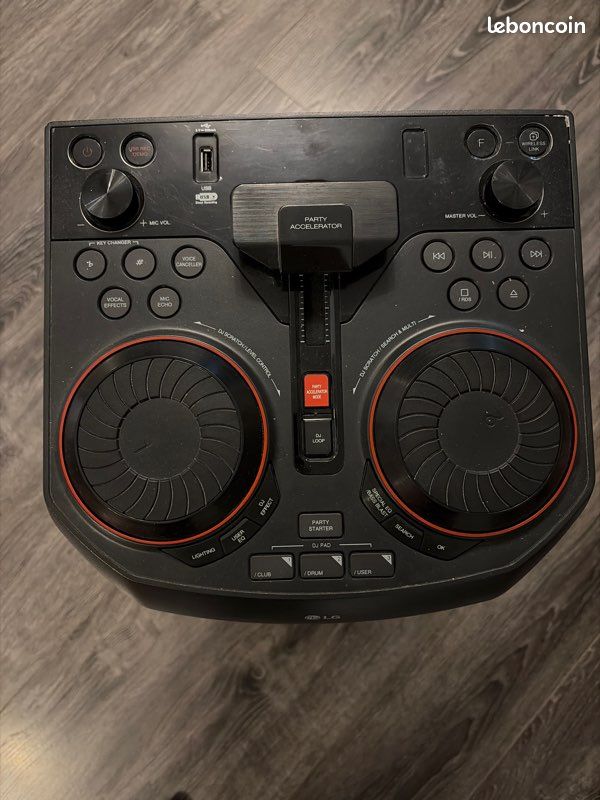 Enceinte de soirée LG XBOOM 500W RMS — Bluetooth, CD, Karaoké (image 1)