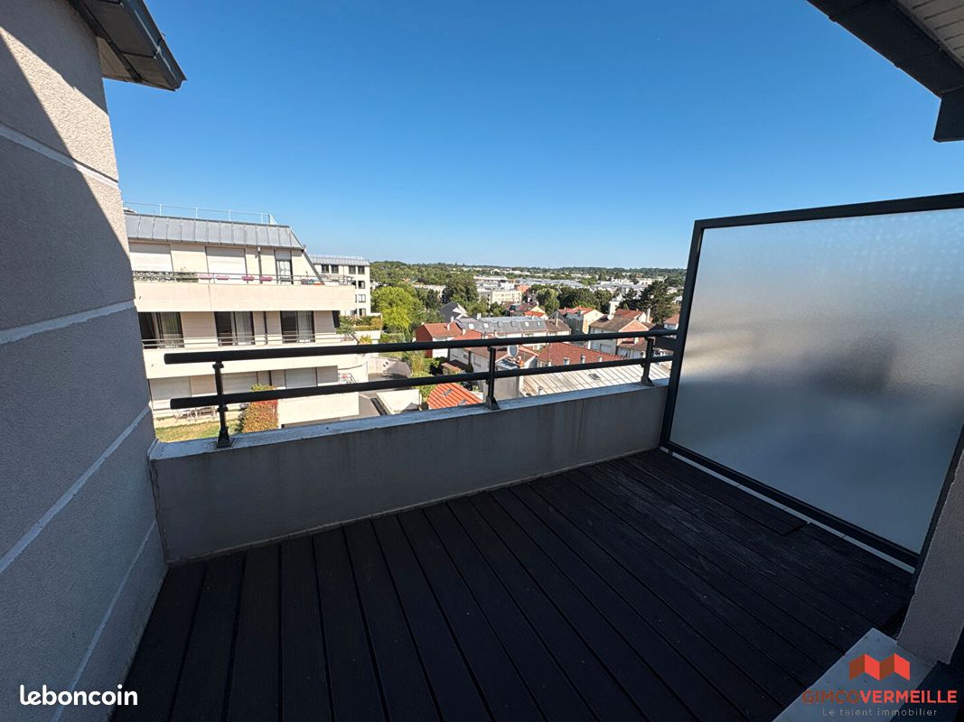 Appartement 1 pièce 30 m² · à Le Chesnay-Rocquencourt · 30 m² · 900 €