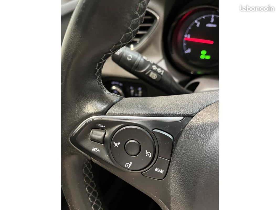 OPEL GRANDLAND X Design Line - 1.5 CDTI - 130ch - SUIVI COMPLET - CAMERA DE RECUL - CARPLAY (image 20)