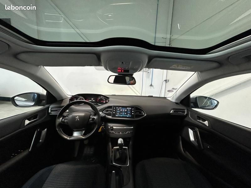 Peugeot 308 SW 1.2 PureTech 110ch E6.c S&S Style (image 9)