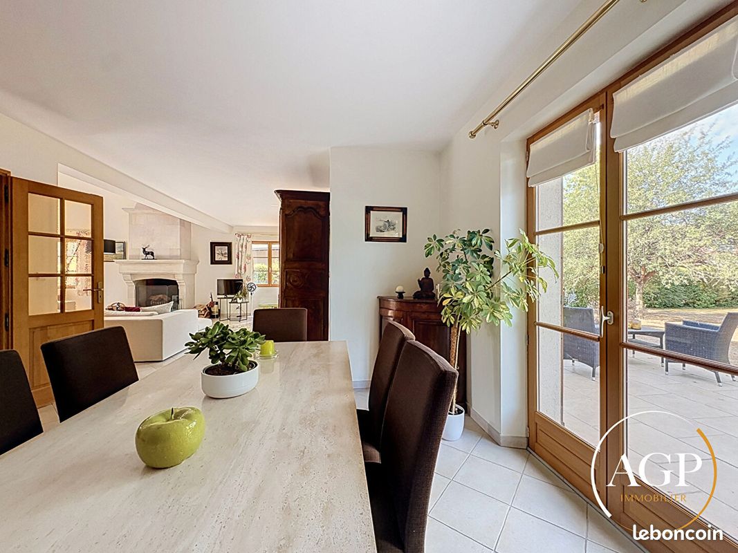Maison 6 pièces 263 m² (image 2)