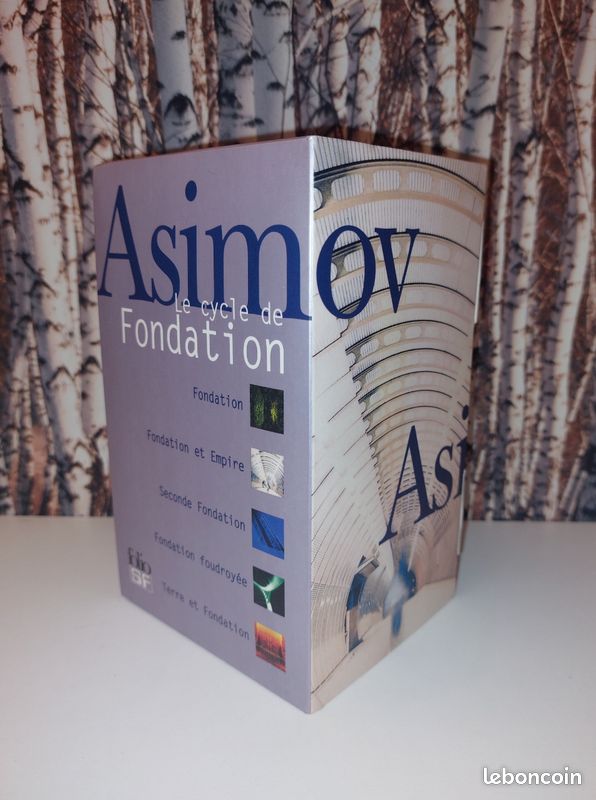 Le Cycle de Fondation d'Isaac Asimov en coffret collector (image 3)