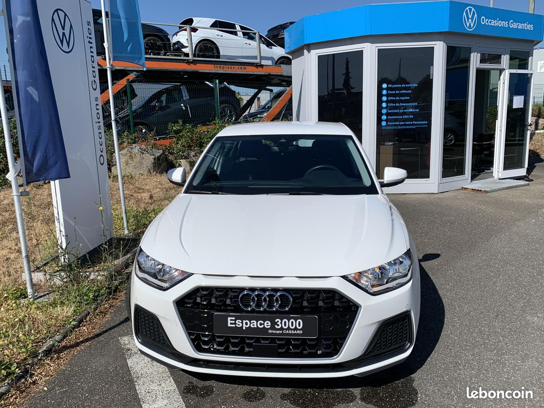 AUDI A1 Sportback 30 TFSI 110 ch S tronic 7 Business line (image 6)