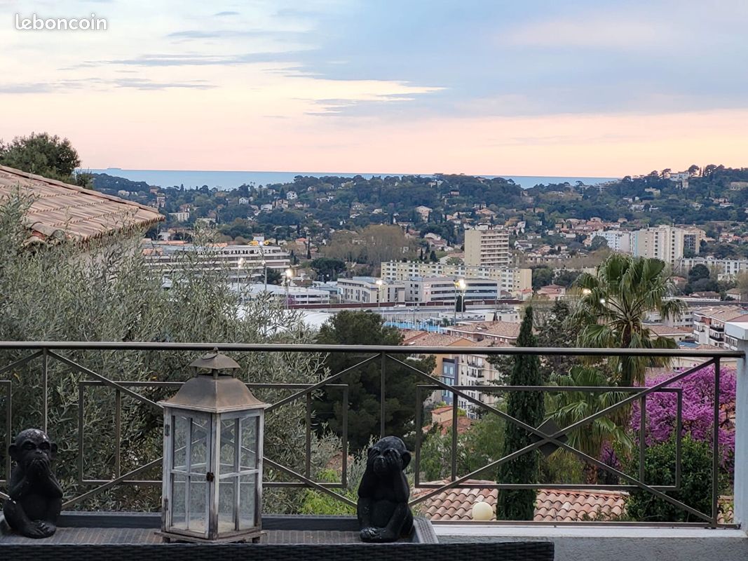 Maison 6 pièces 135 m² · à Toulon · 135 m² · 569 000 €