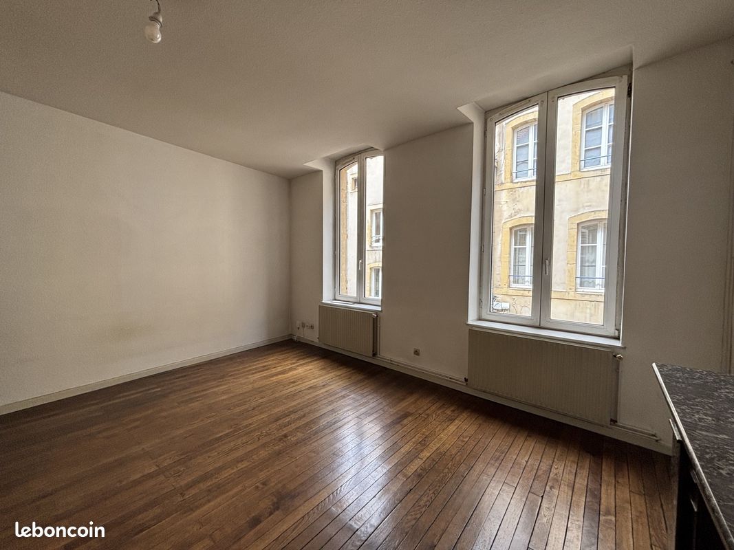 Appartement 2 pièces 52 m² · à Metz · 52 m² · 615 €